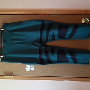 POPFit Workout Capri